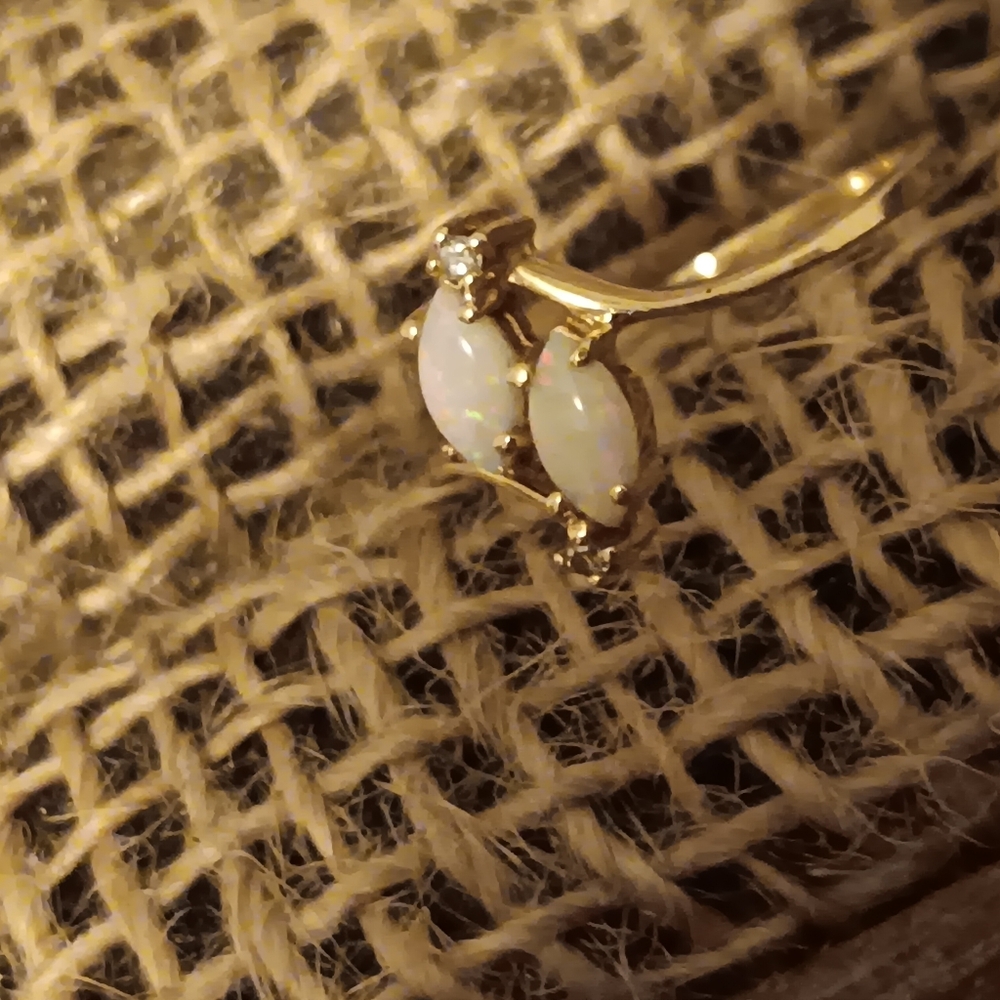 10k gold opal and diamond ring